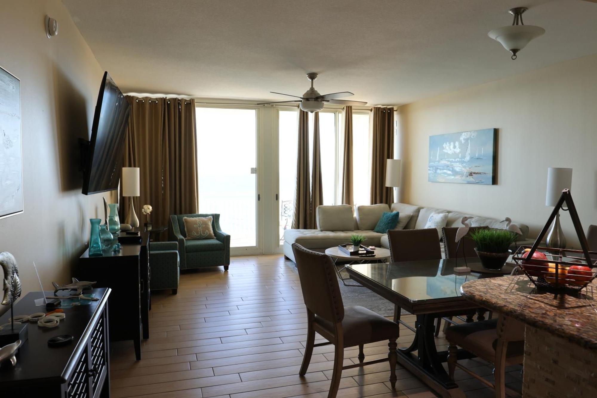 Aqua 1504 Beachfront Condo With Free Beach Chairs Panama Stadt Exterior foto