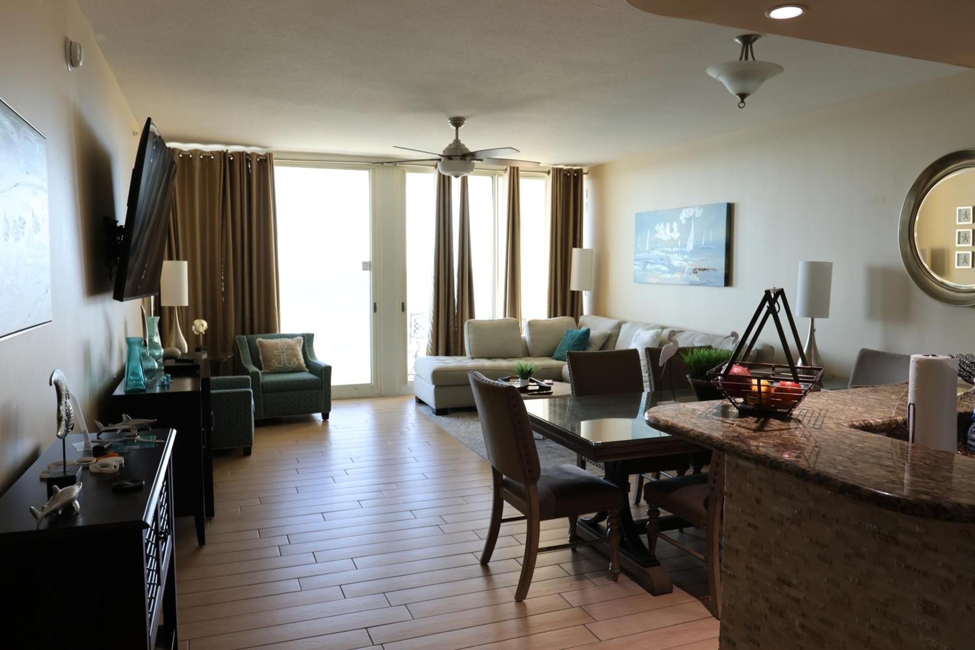 Aqua 1504 Beachfront Condo With Free Beach Chairs Panama Stadt Exterior foto